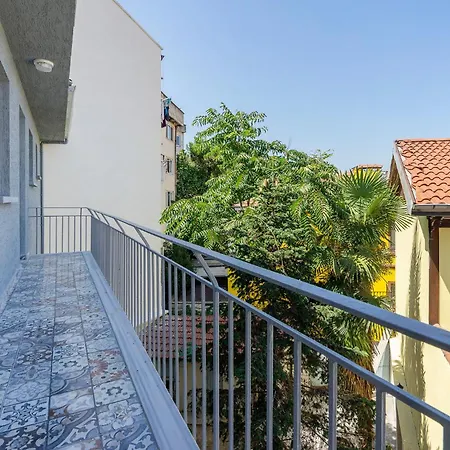 Appartement Flat W Balcony Near Grand Mosque In Osmangazi